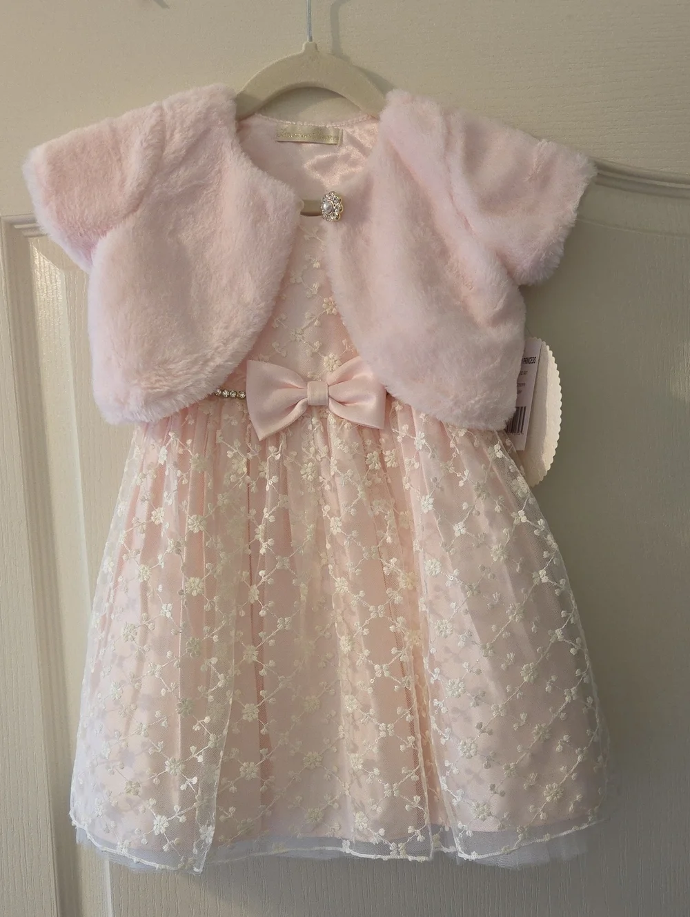 2 Piece American Princess Pink Lace Dress with Faux Fur Bolero